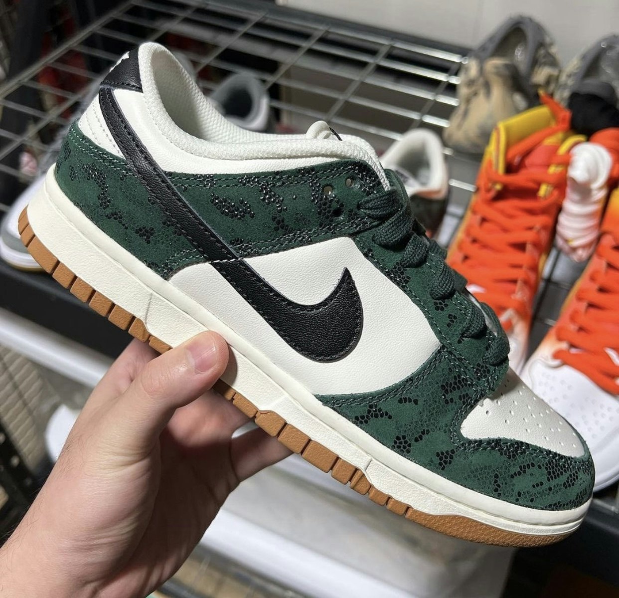 Nike Dunk Low WMNS "Green Snake"