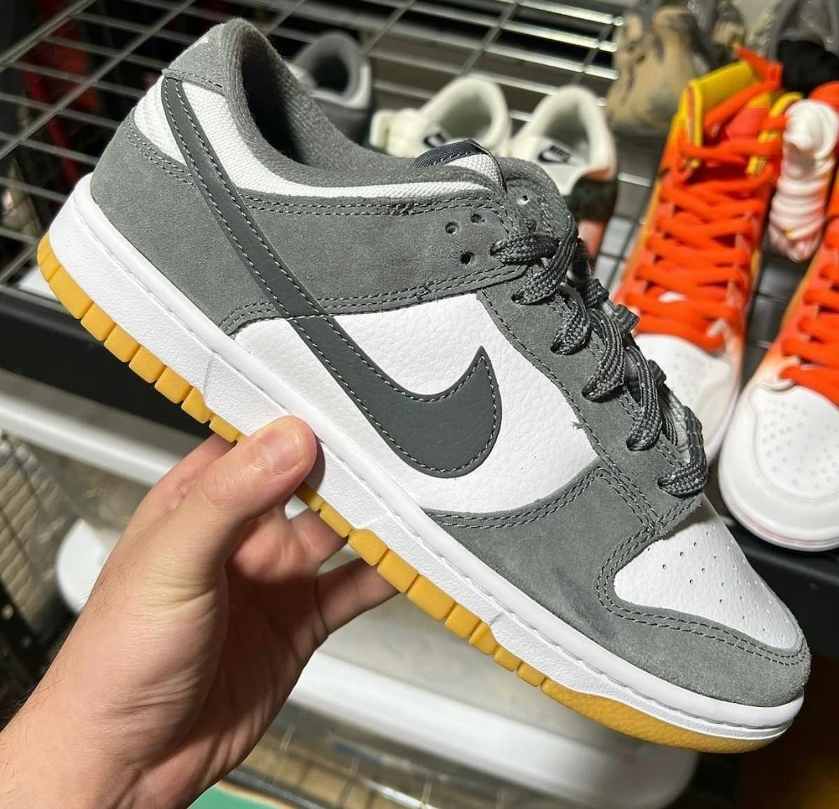 Nike Dunk Low "Smoke Grey"
