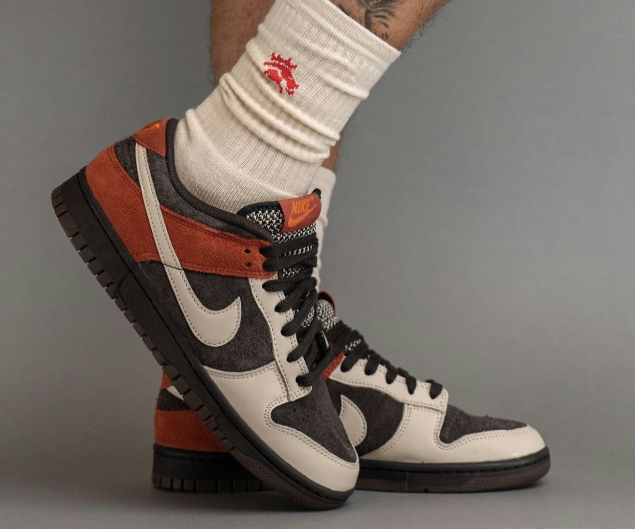 Nike Dunk Low "Red Panda"