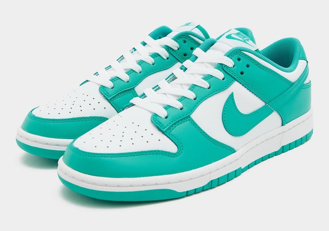 Nike Dunk Low "Clear Jade" 