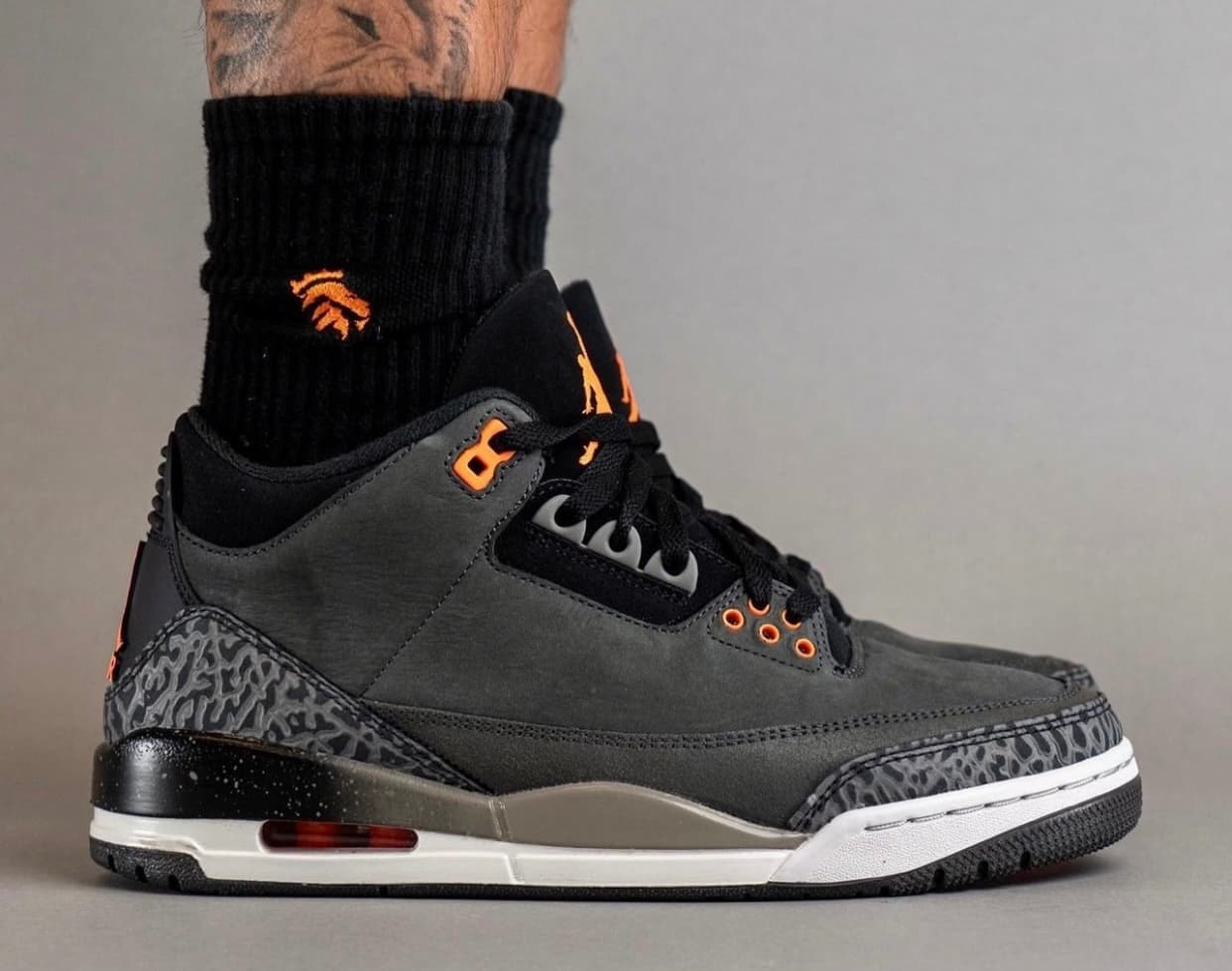 Air Jordan 3 "Fear"