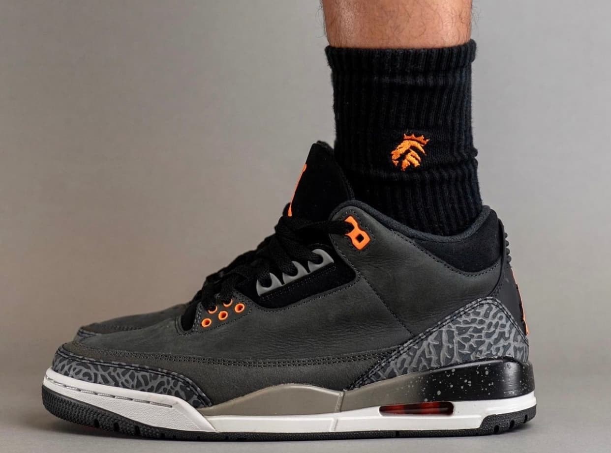 Air Jordan 3 "Fear"