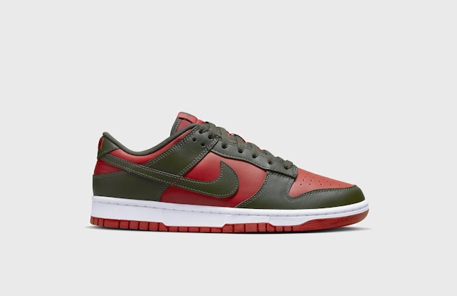 Nike Dunk Low "Mystic Red"