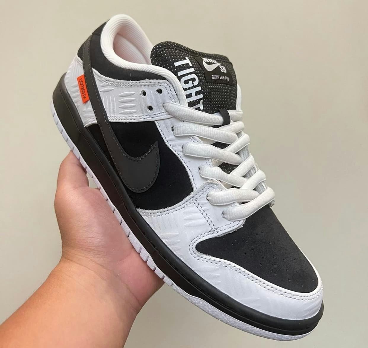 Nike SB Dunk Low x Tightbooth