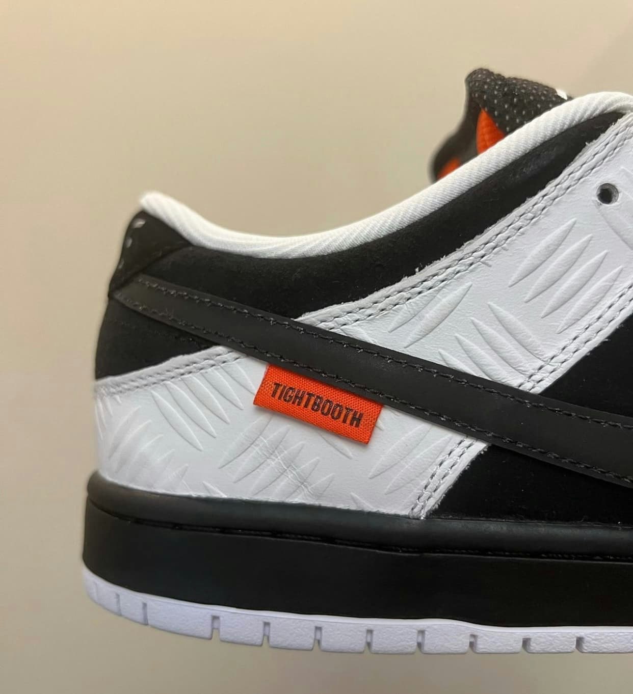 Nike SB Dunk Low x Tightbooth