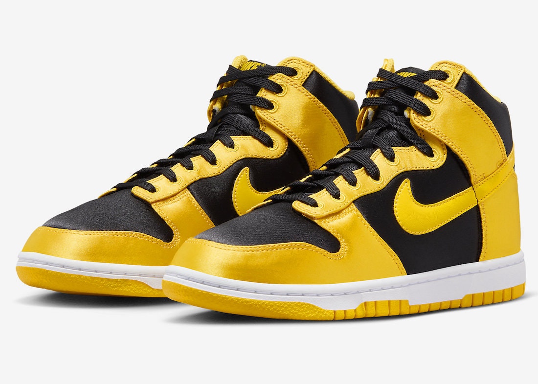 Nike Dunk High WMNS "Satin Goldenrod"