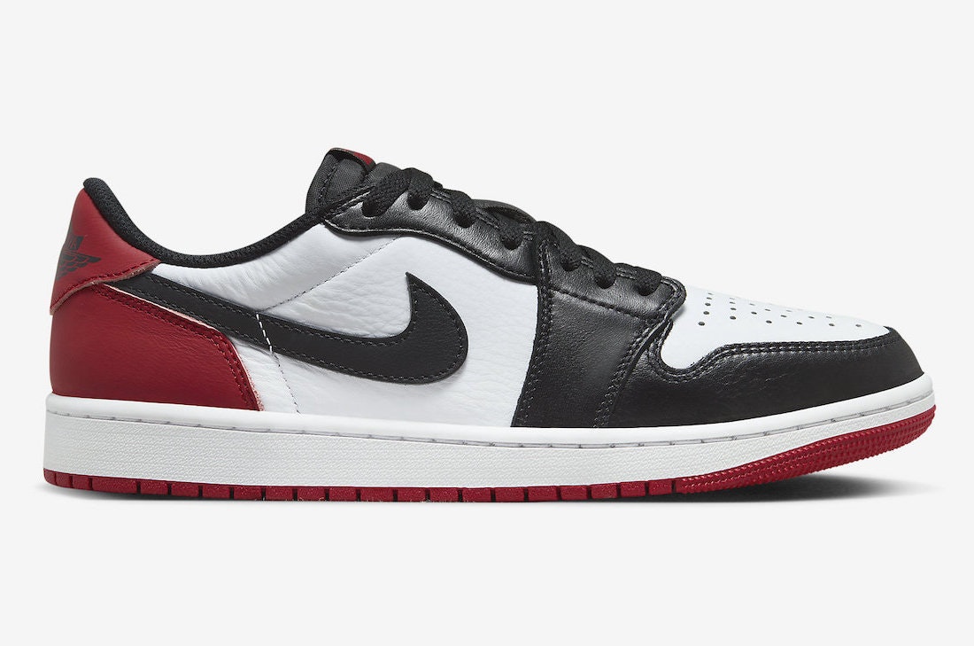 Air Jordan 1 Low OG "Black Toe"