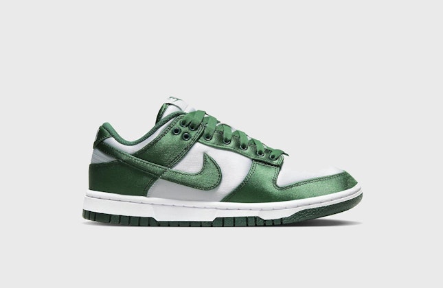 Nike Dunk Low "Satin Green"