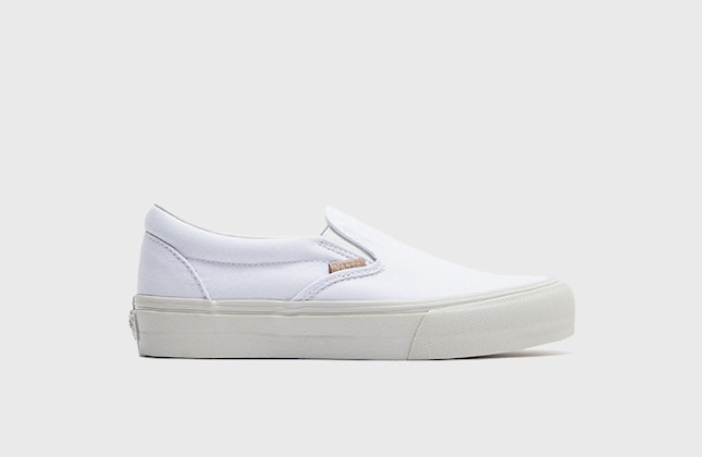 JJJJound x Vans Classic Slip-On "True White" JJJJound x Vans Classic Slip-On "True White"