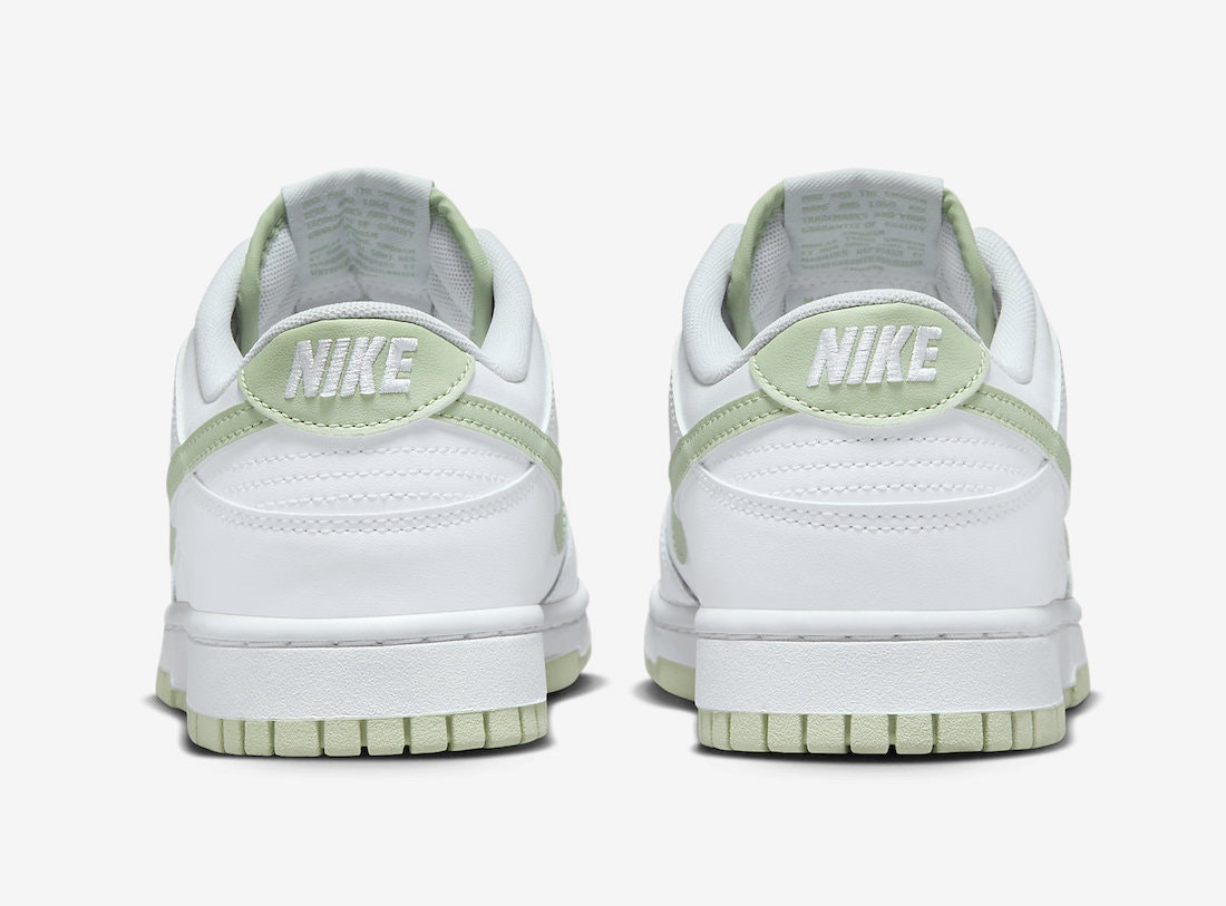 Nike Dunk Low "Honeydew"