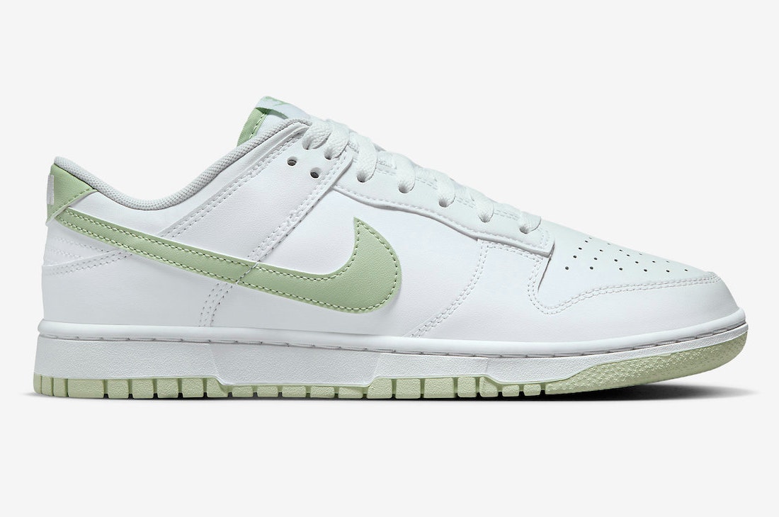 Nike Dunk Low "Honeydew"