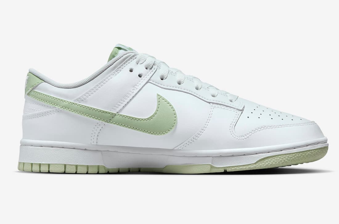 Nike Dunk Low "Honeydew"