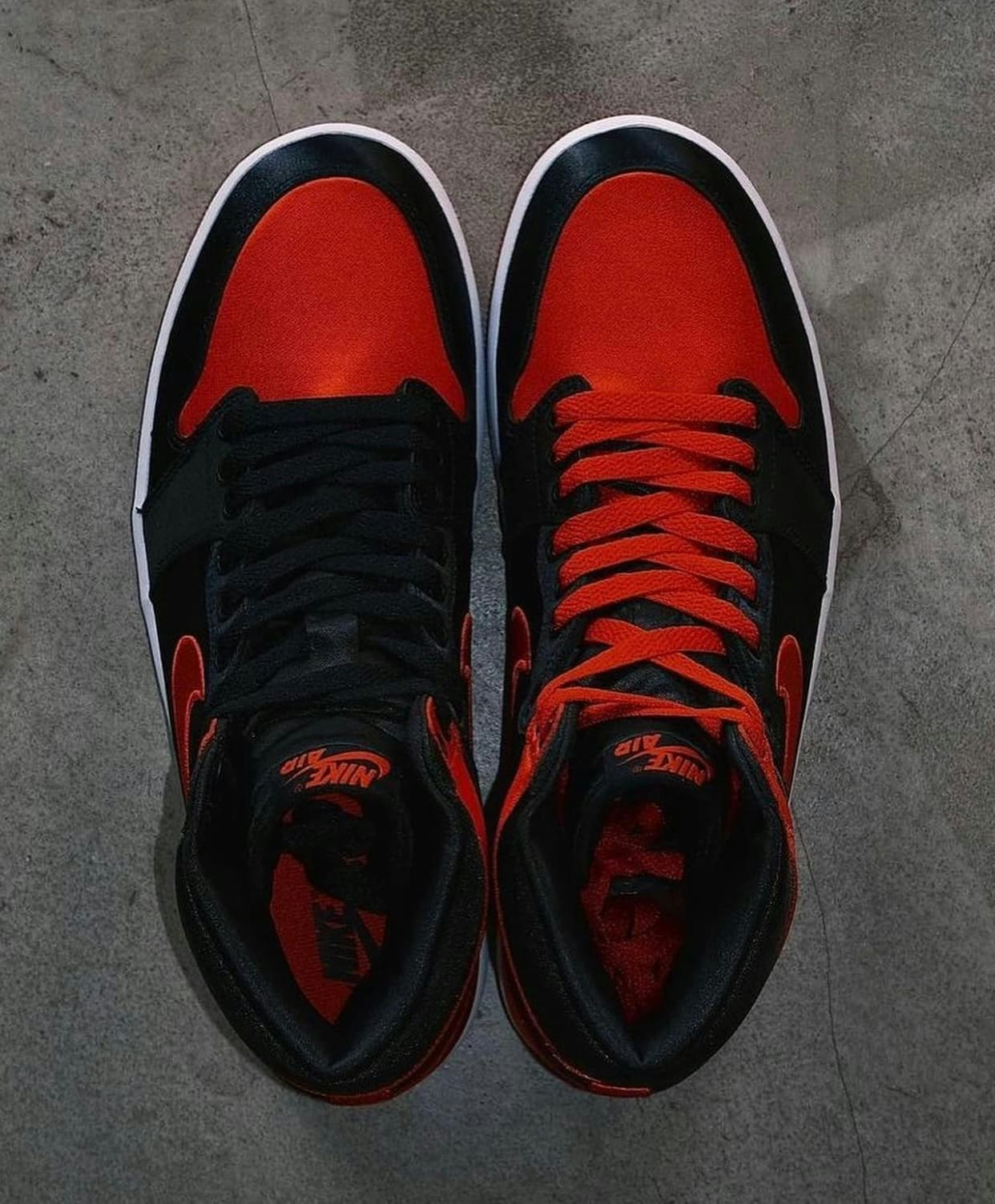 Air Jordan 1 High OG “Satin Bred”