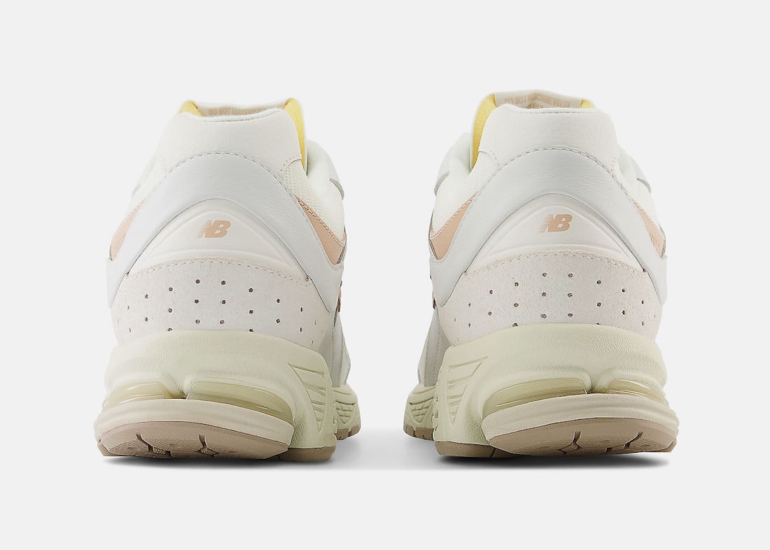 New Balance 2002R "White/Tan"