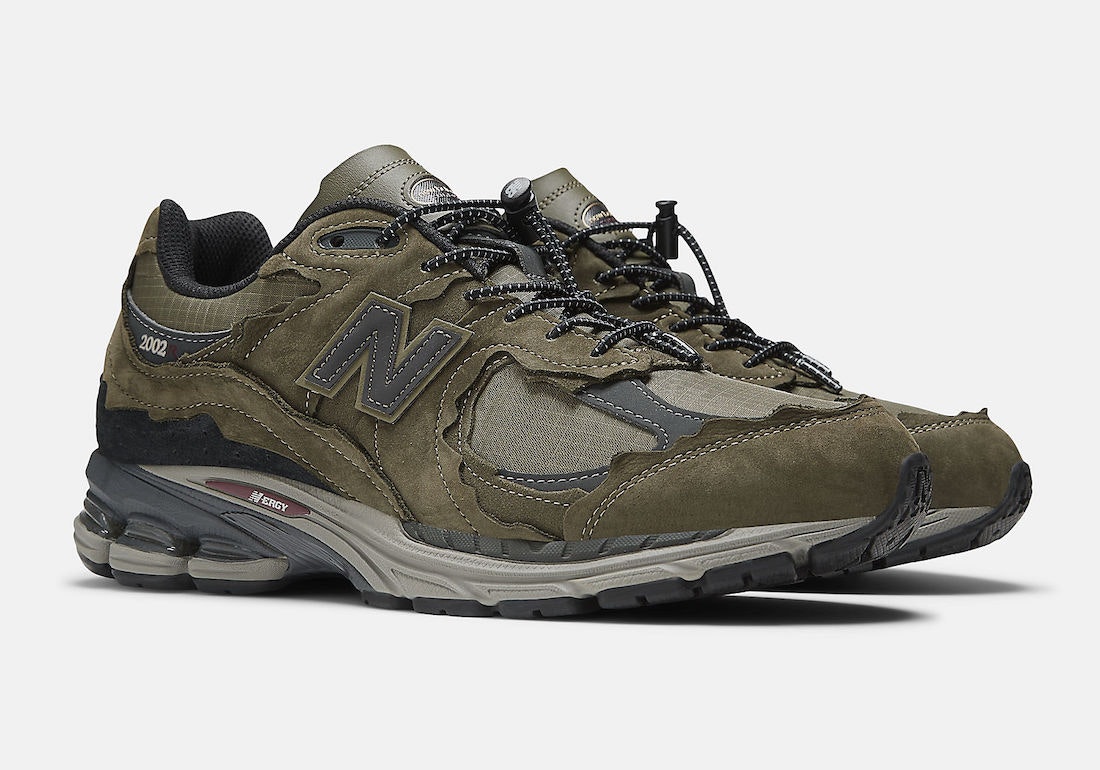 New Balance 2002R "Protection Pack" (Dark Moss)