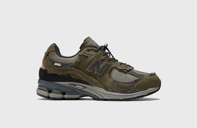 New Balance 2002R "Protection Pack" (Dark Moss)