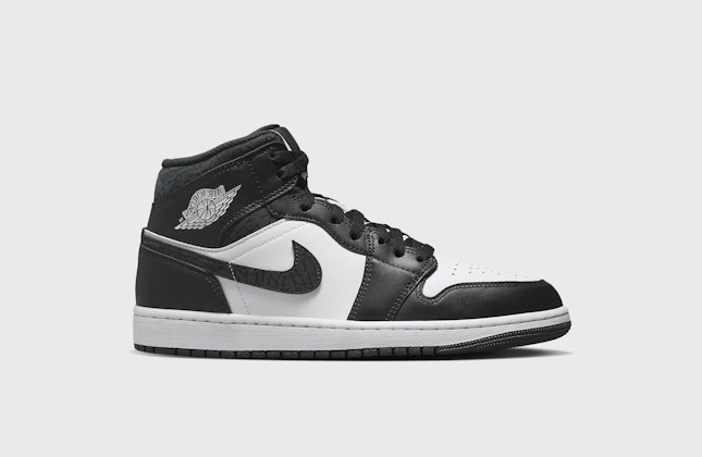 Air Jordan 1 Mid SE "Panda Elephant" Air Jordan 1 Mid SE "Panda Elephant"