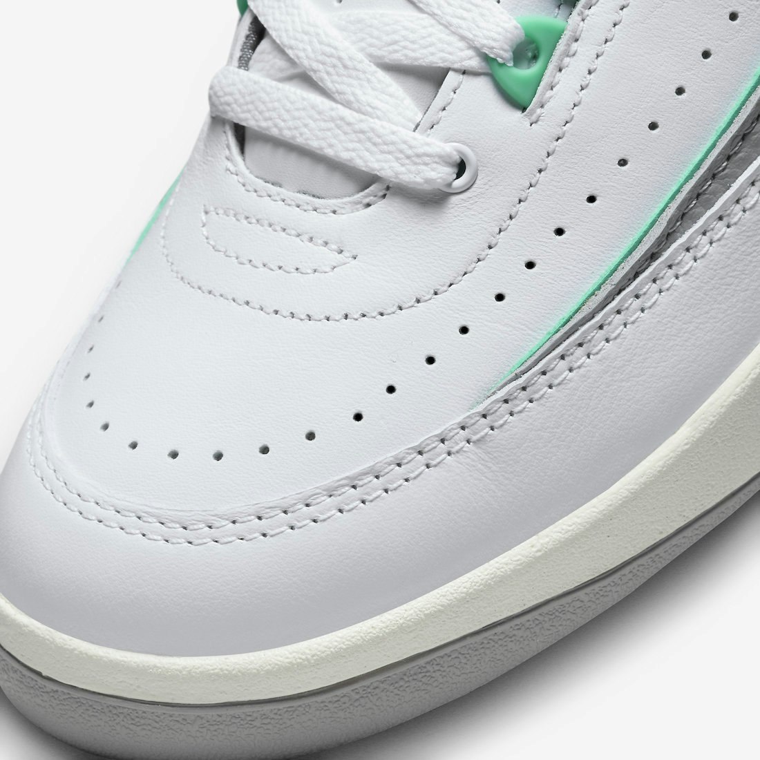 Air Jordan 2 "Crystal Mint"