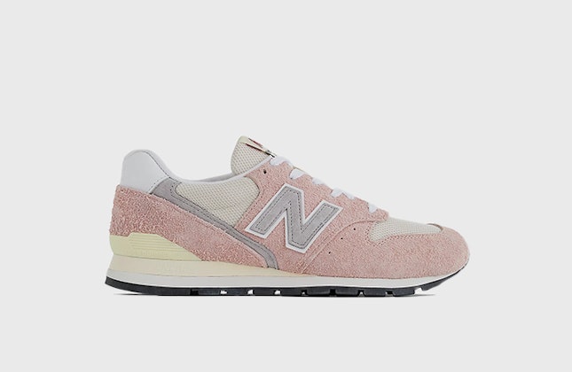 New Balance 996 "Made in USA" (Pink Haze) New Balance 996 "Made in USA" (Pink Haze)