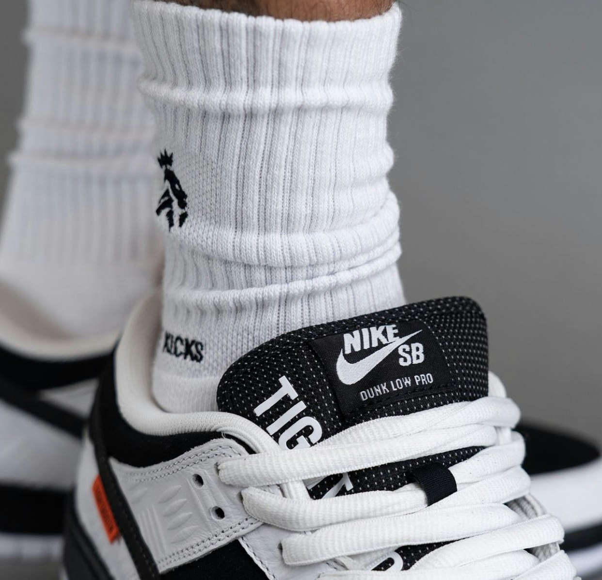 Nike SB Dunk Low x Tightbooth