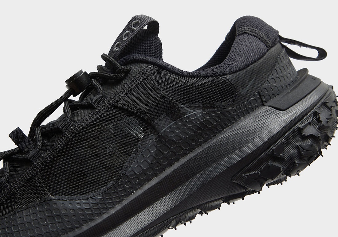 Nike ACG Mountain Fly 2 Low "Black"