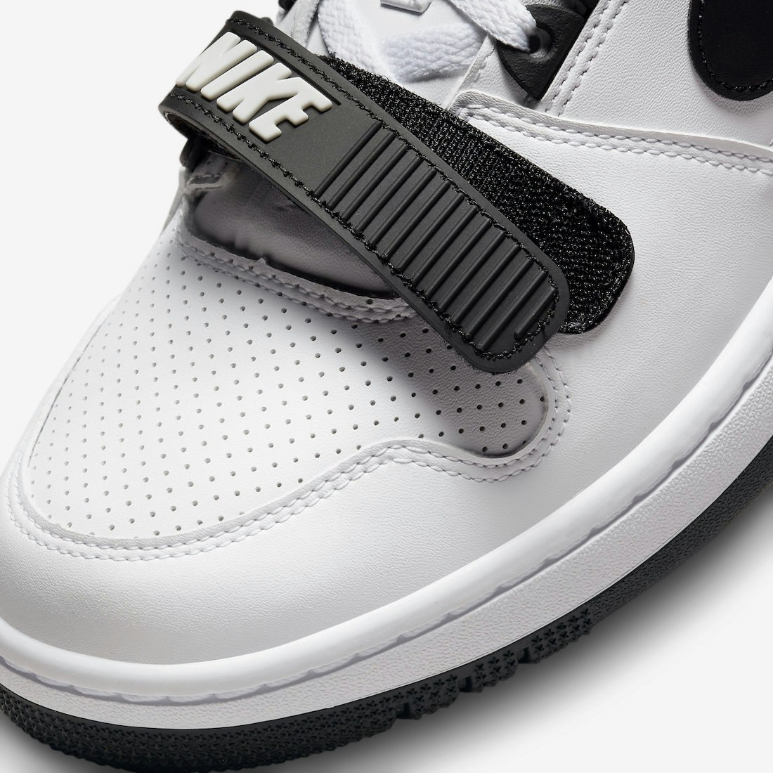 Billie Eilish x Nike Air Alpha Force 88 "White/Black"