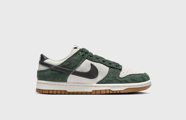Nike Dunk Low "Green Snake"