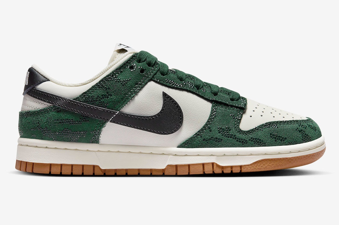 Nike Dunk Low "Green Snake"