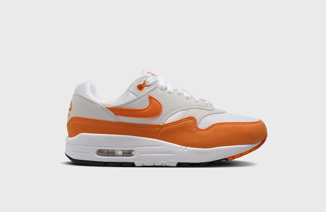 Nike Air Max 1 "Safety Orange" Nike Air Max 1 "Safety Orange"
