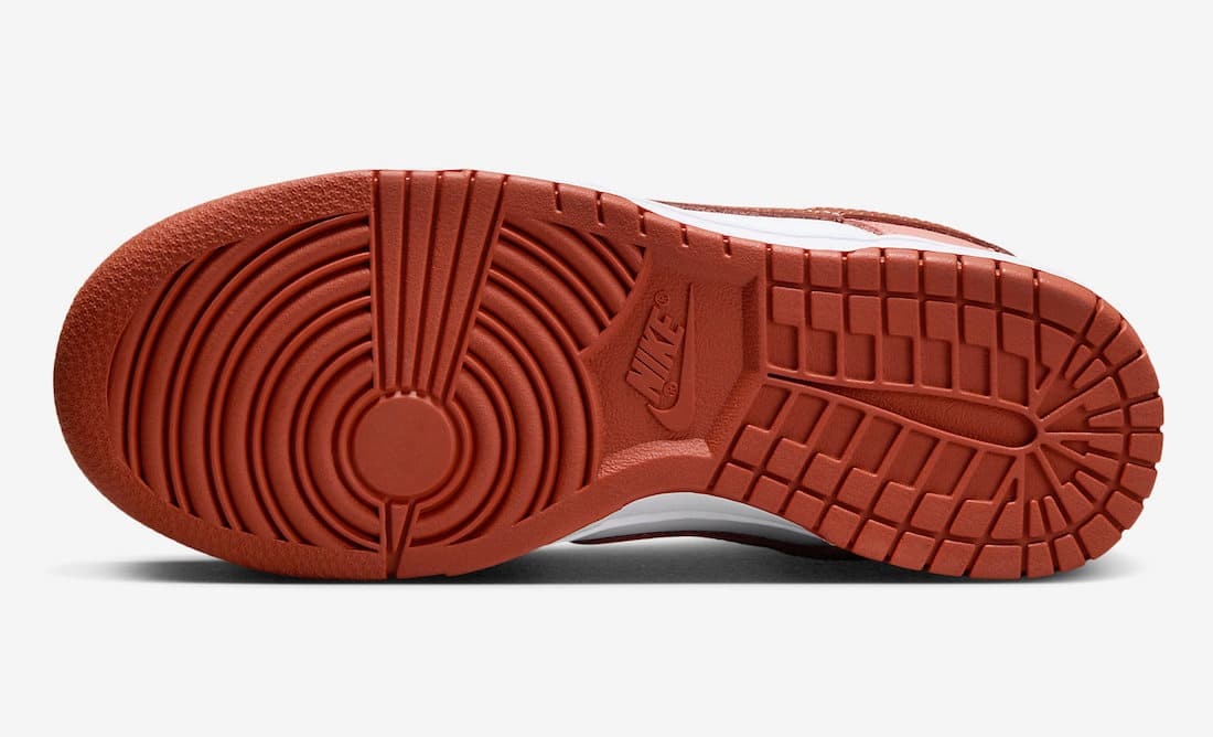 Nike Dunk Low "Red Stardust"