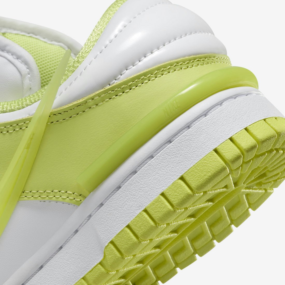 Nike Dunk Low Twist "Lemon Twist"