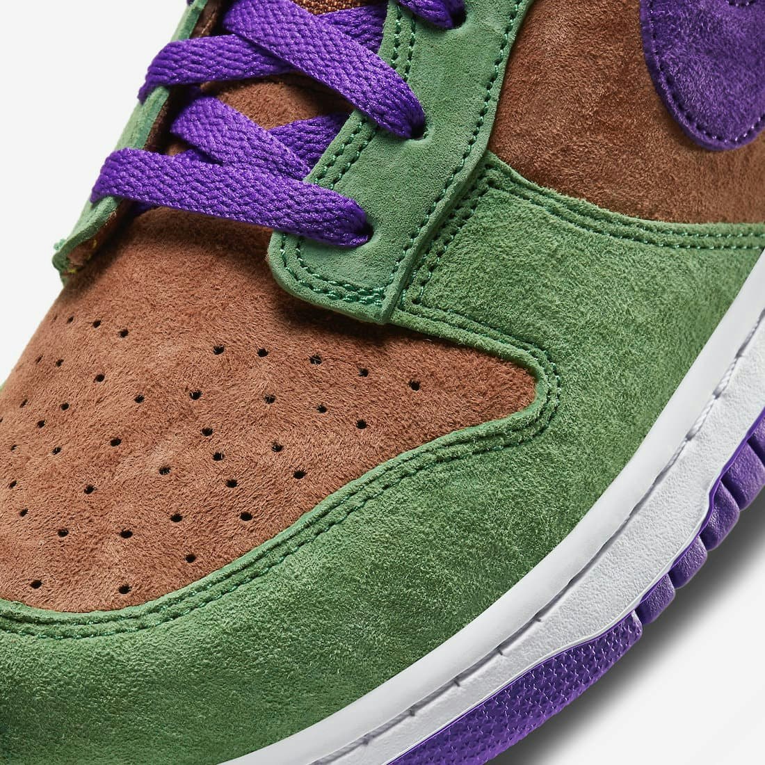 Nike Dunk Low "Veneer"