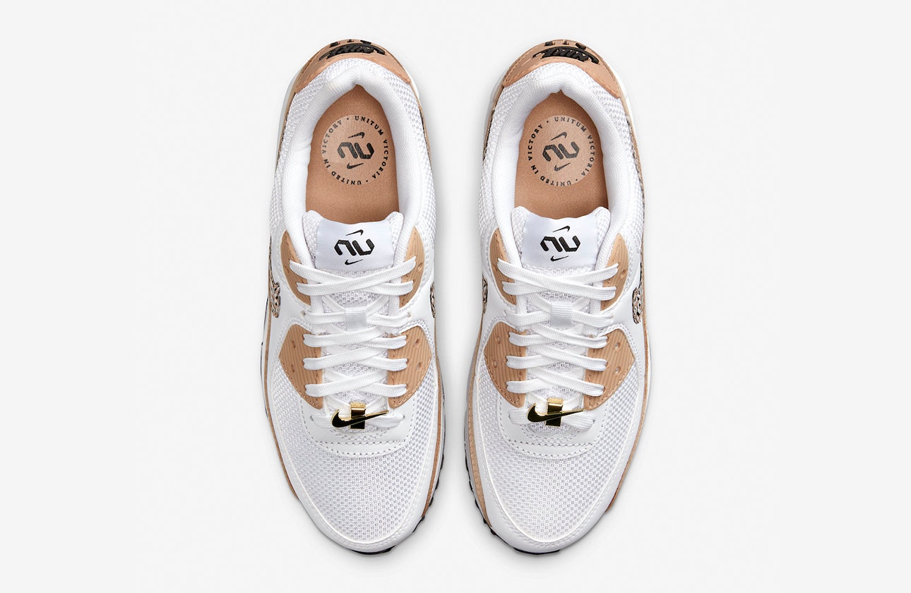 Nike Air Max 90 "United in Victory"