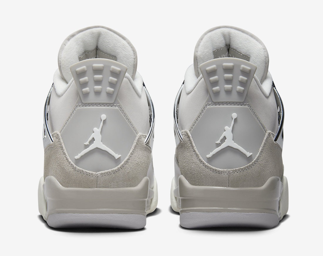 Air Jordan 4 "Frozen Moments"