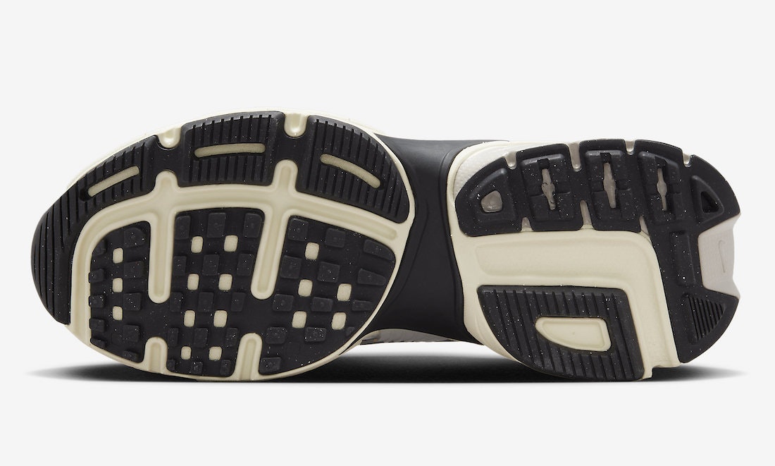 Nike Runtekk "Metallic Silver"