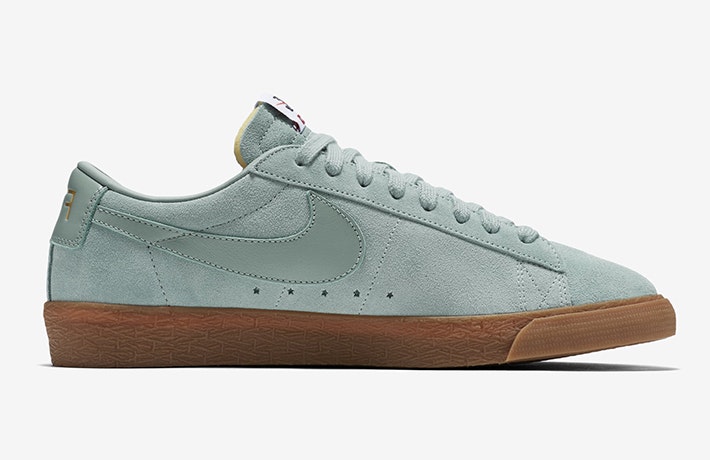 Supreme x Nike SB Blazer Low GT "Cannon"