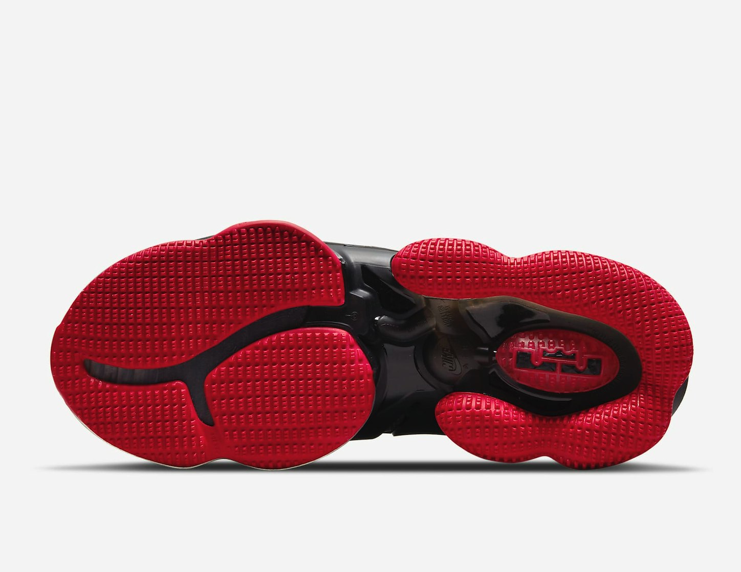 Nike LeBron 19 "Bred"