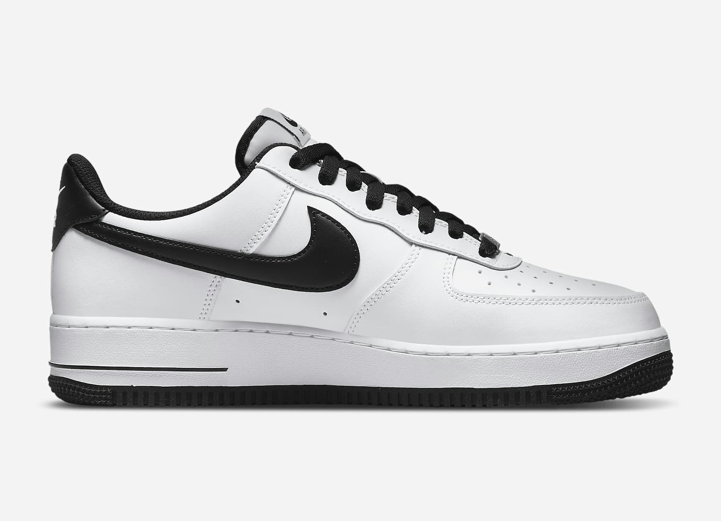 Nike Air Force 1 Low "Black Swoosh"