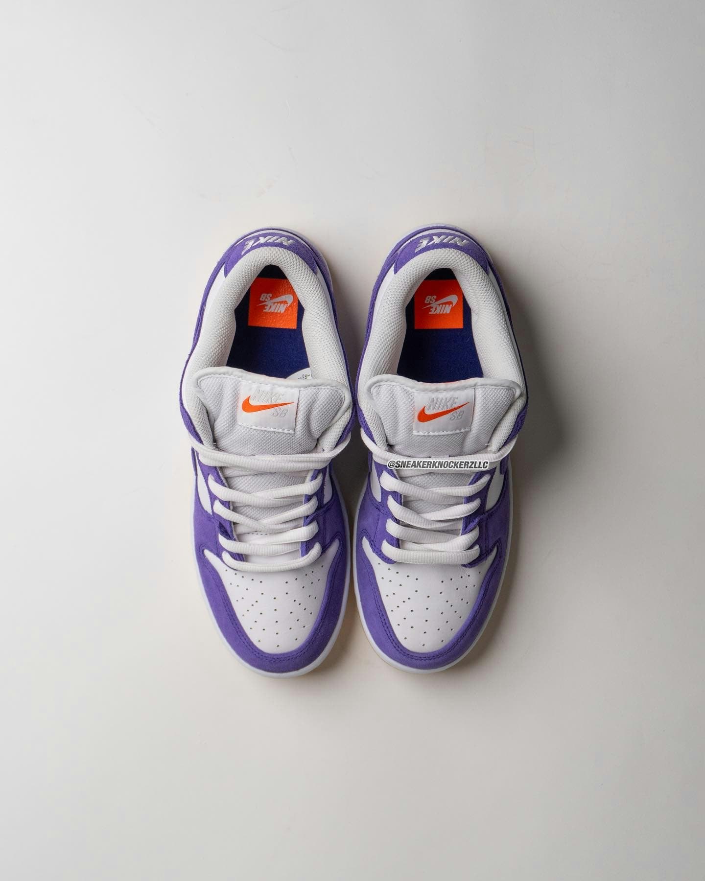 Nike SB Dunk Low "Purple Suede"