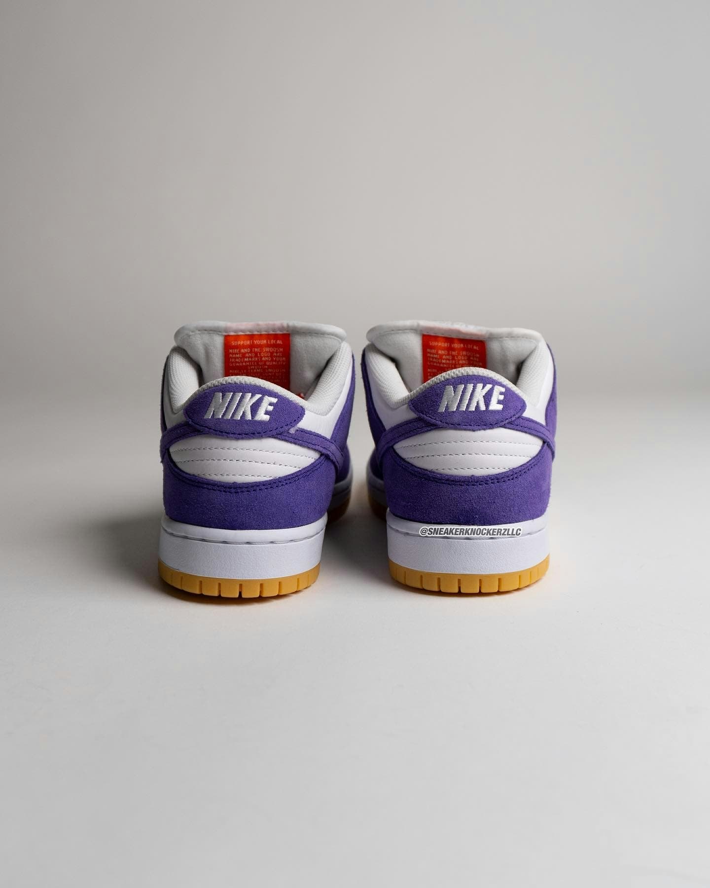 Nike SB Dunk Low "Purple Suede"