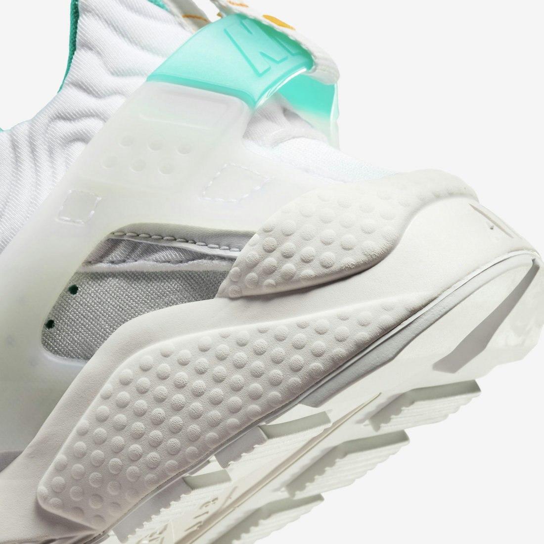 Serena Williams x Nike Air Huarache "Summit White"