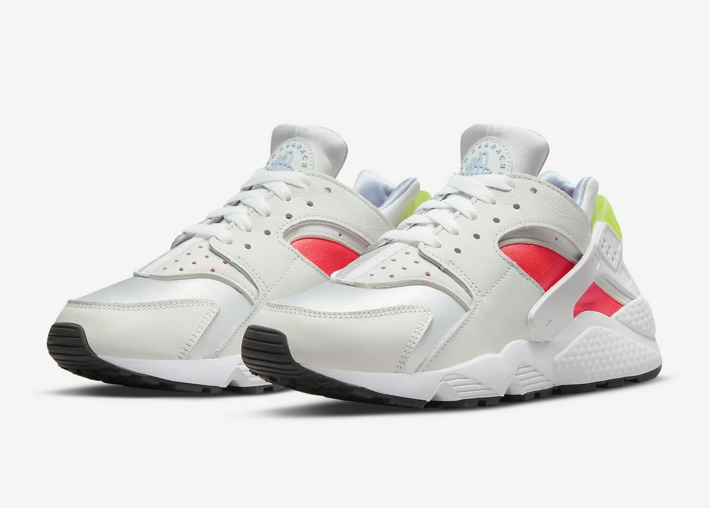 Nike Air Huarache “Bright Crimson”