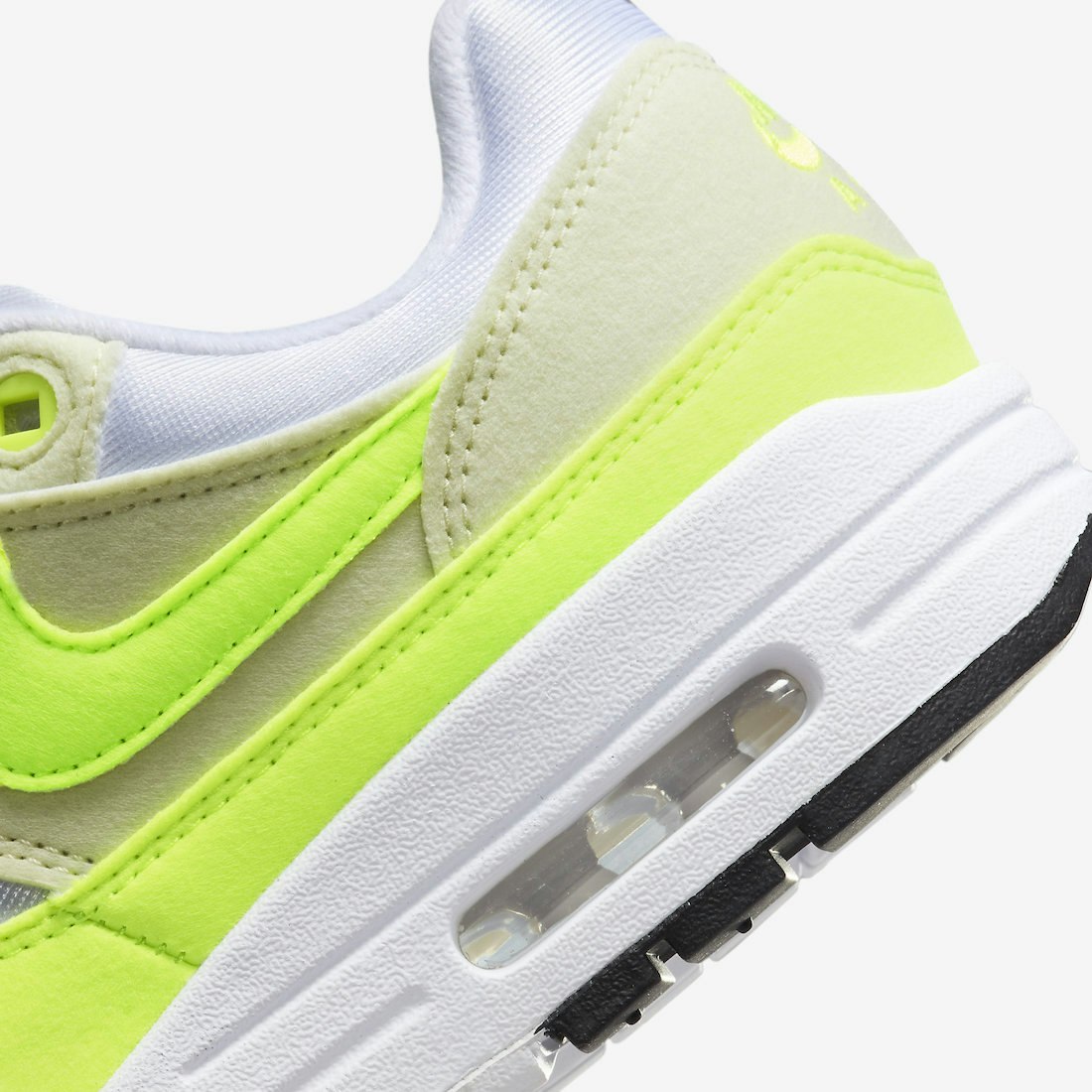 Nike Air Max 1 "Volt Suede"