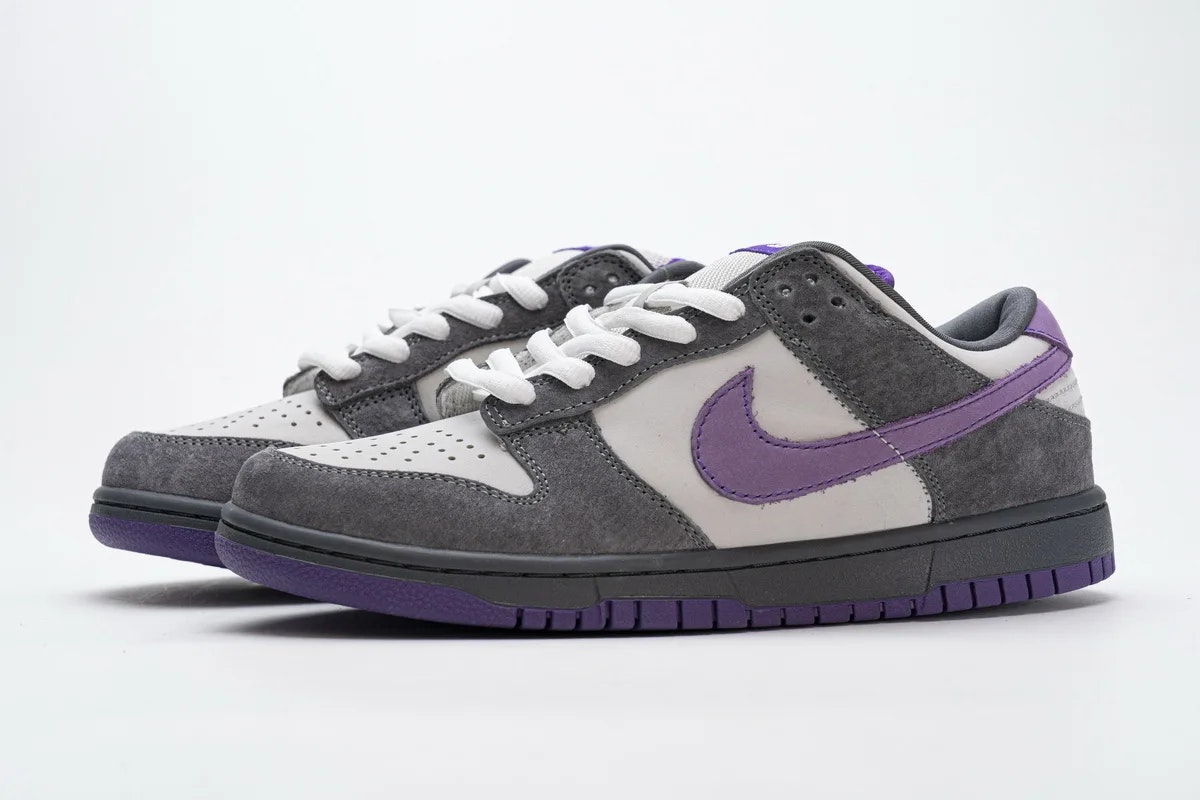 Jeff Staple x Nike SB Dunk Low "Purple Pigeon"