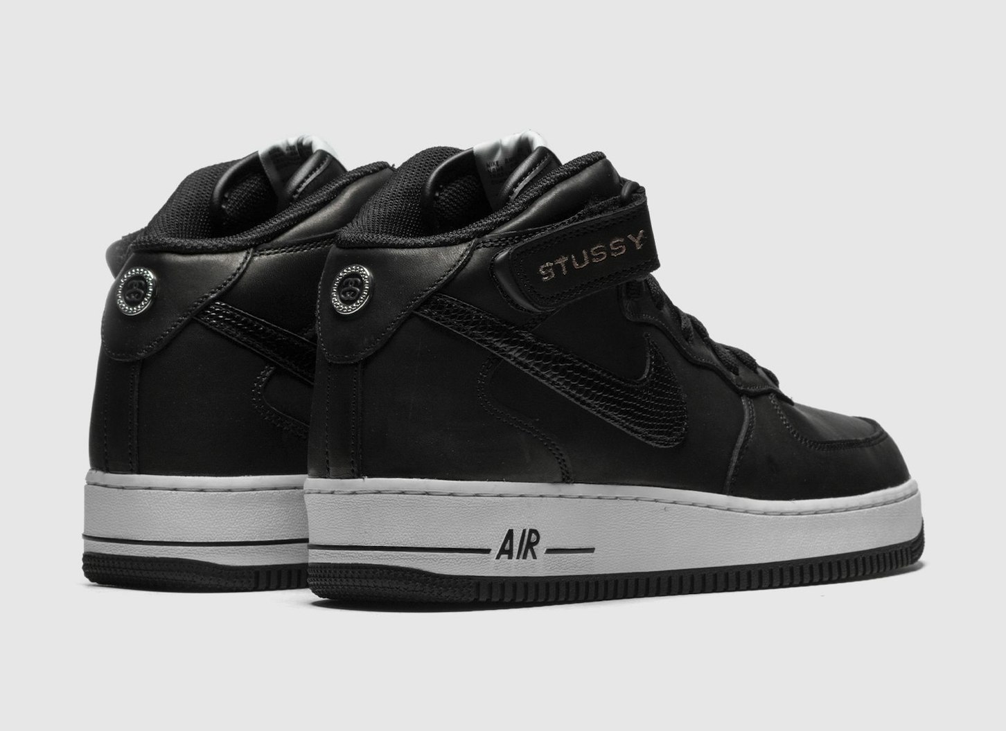 Stüssy x Nike Air Force 1 Mid "Black Luxe Leather"