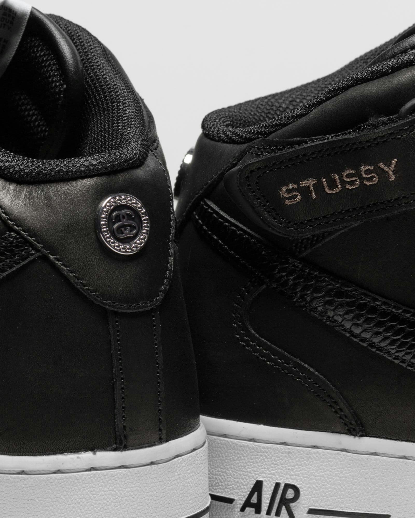 Stüssy x Nike Air Force 1 Mid "Black Luxe Leather"