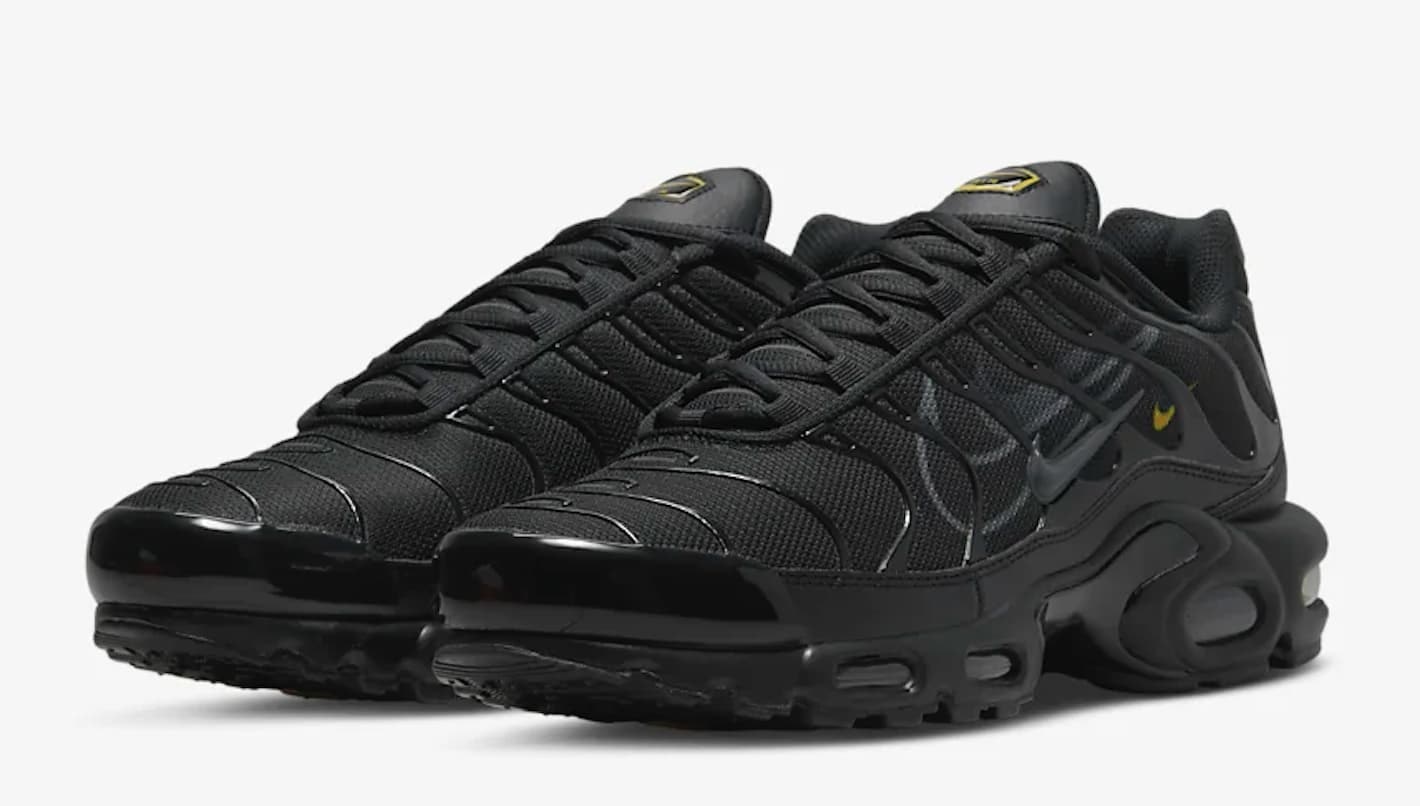 Nike Air Max Plus "Black Shark"