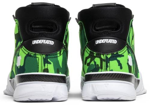 Undefeated x Nike Kobe 1 Protro "Silver Lake"