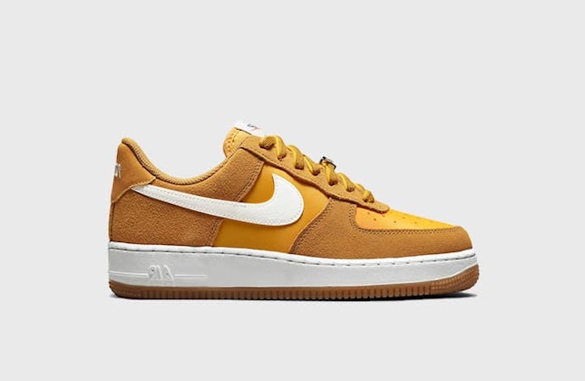 Nike Air Force 1 Low “First Use” (University Gold) 