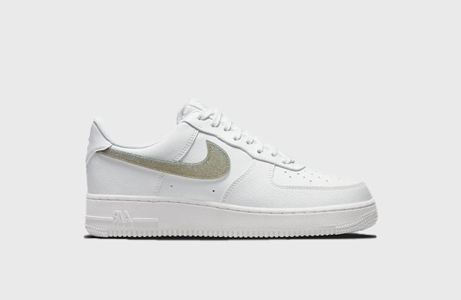 Nike Air Force 1 Low "Glitter Swoosh" (Gold) Nike Air Force 1 Low "Glitter Swoosh" (Gold)